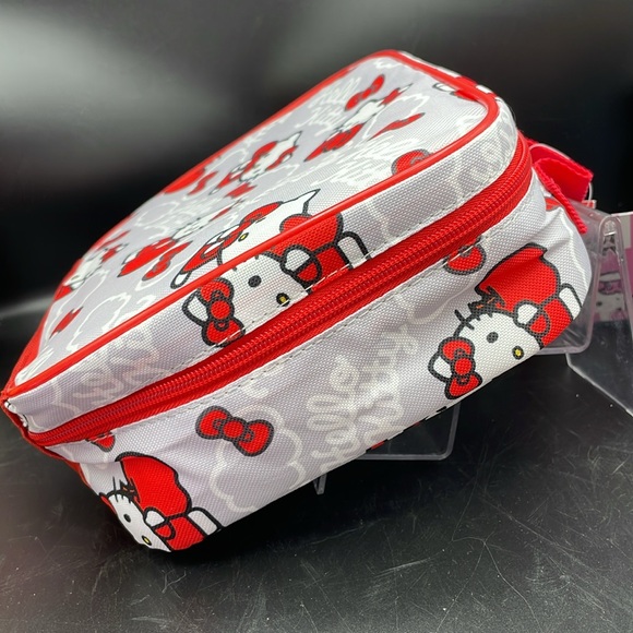 Hello Kitty Lunch box - Picture 2 of 3